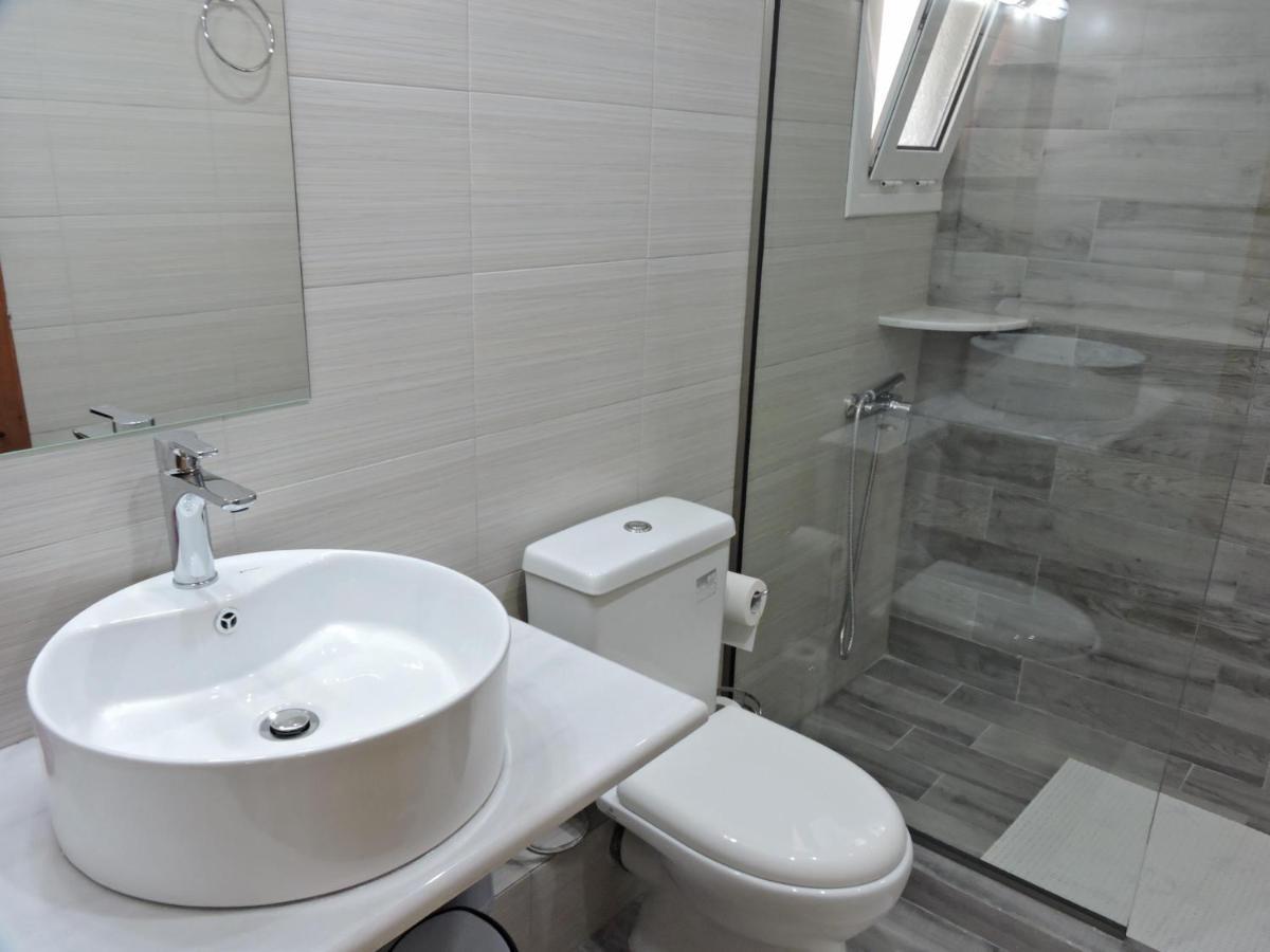 Egeon Rooms And Studios 게오르기우폴리스 외부 사진