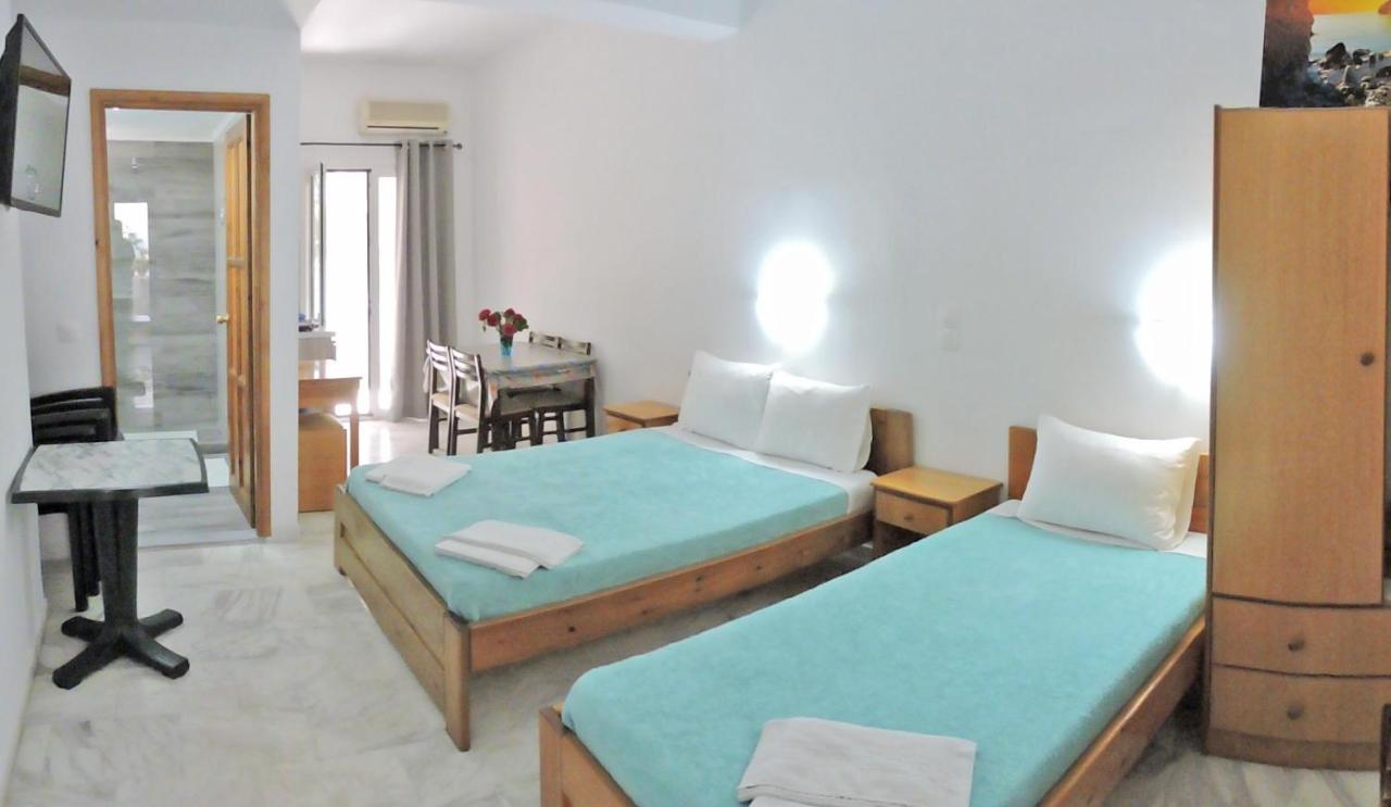 Egeon Rooms And Studios 게오르기우폴리스 외부 사진
