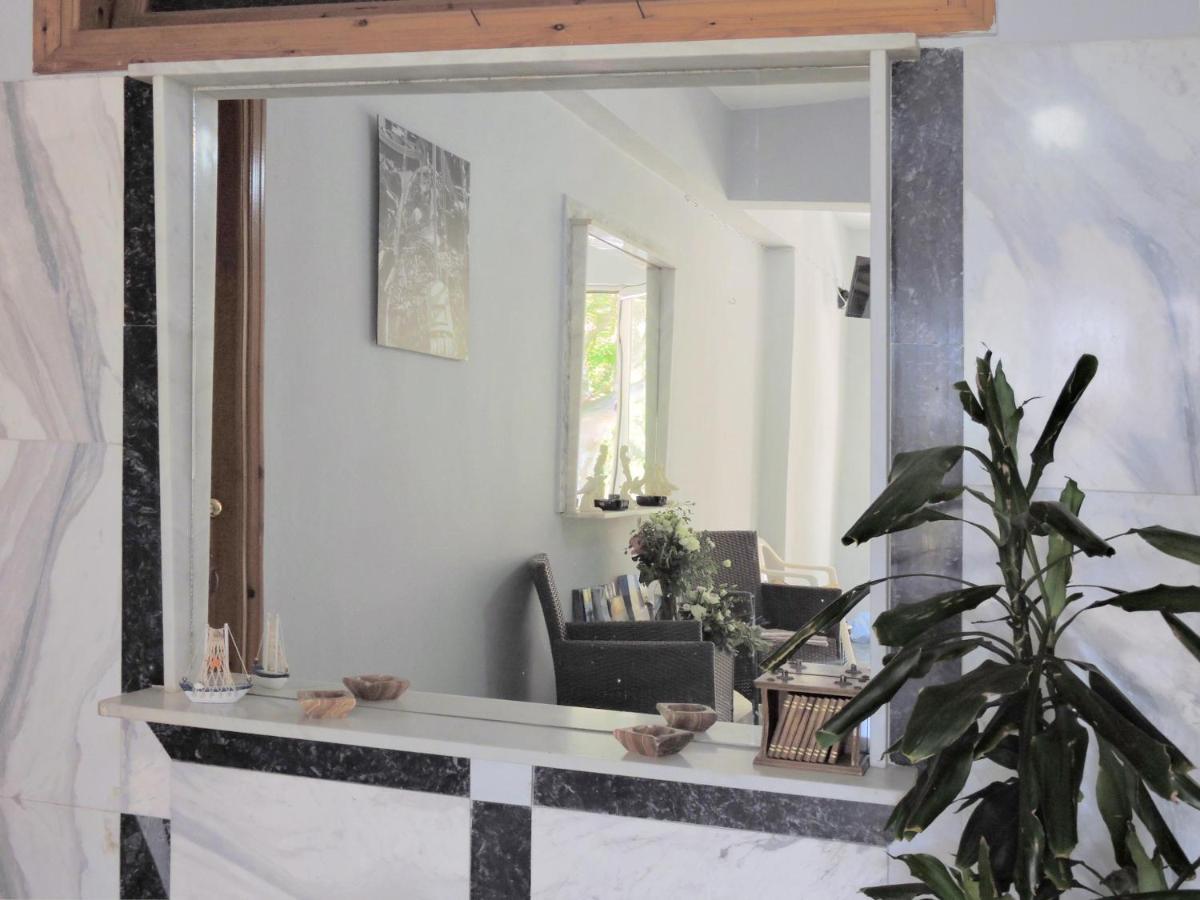 Egeon Rooms And Studios 게오르기우폴리스 외부 사진